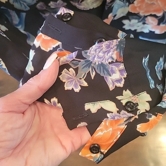 Johnny Was Silk Blouse - Picture 6 of 14